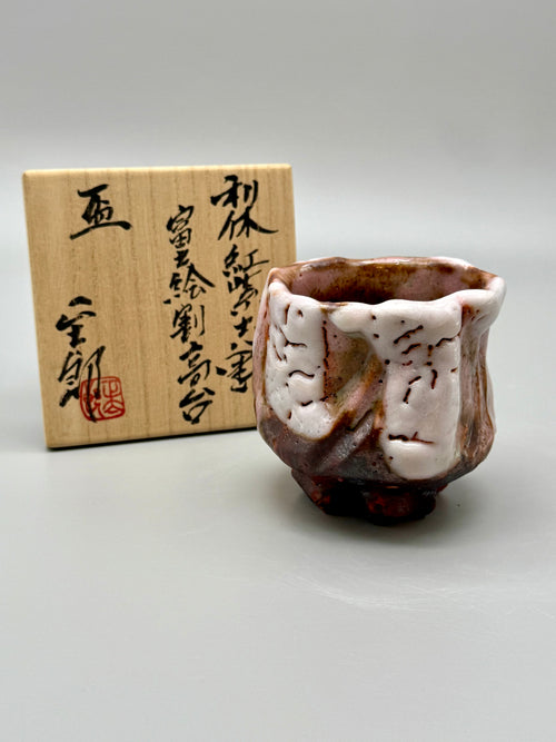 Beni-murasaki Shino Guinomi with Mt. Fuji